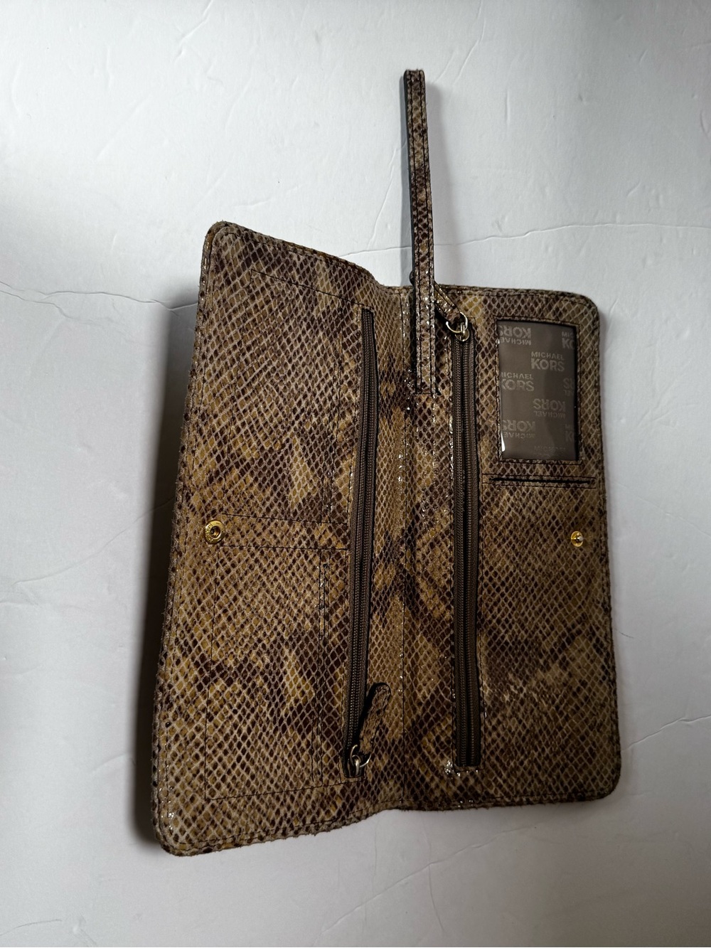 Michael Kors NEW Snakeskin Long Clutch Bag Wristlet Animal Wallet Brown Gold Tan - Picture 7 of 16